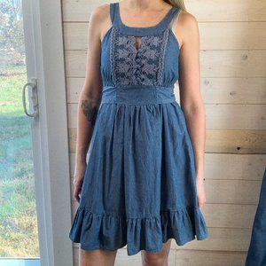 EUC Doki Geki | Small | Denim-Style | Ruffle Lace Dress